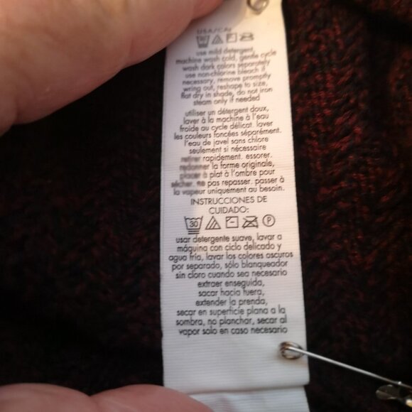 Calvin Klein Men's 1/4 Zip Regular Fit Burgundy Sweater - Picture 9 of 9